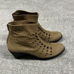 Mephisto Malika Boots Womens 9 Brown Laser Cut Out Ankle Leather Booties